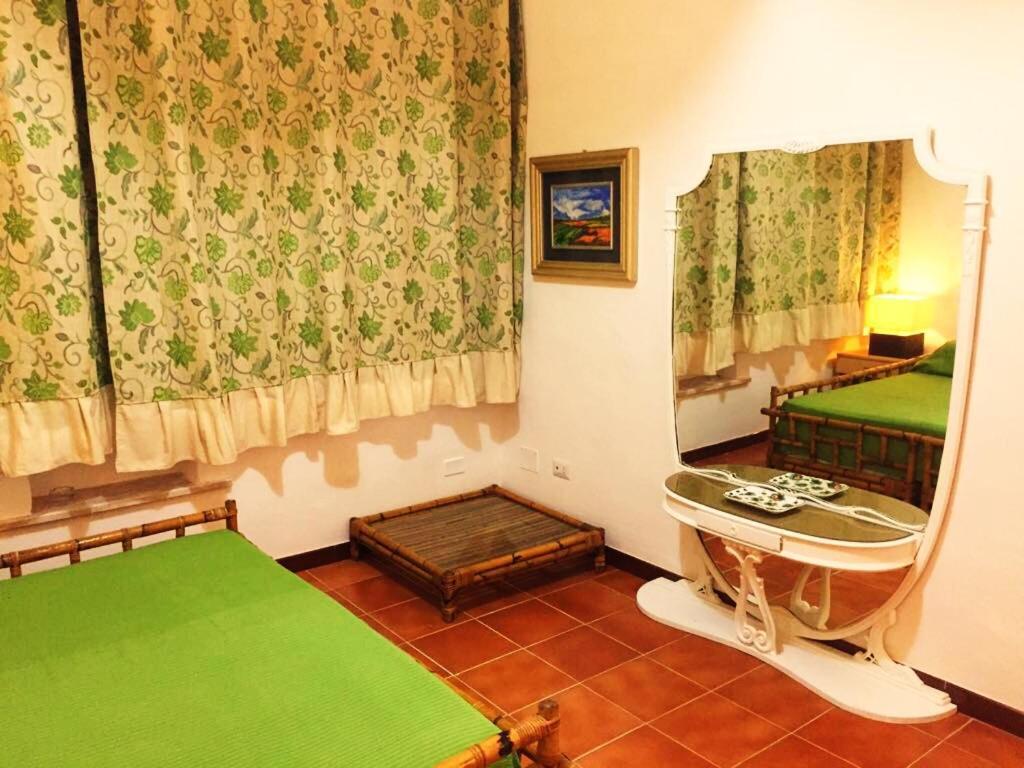 Villa Laura Sea View Apartments 圣塔·马里亚·迪·卡斯特 客房 照片