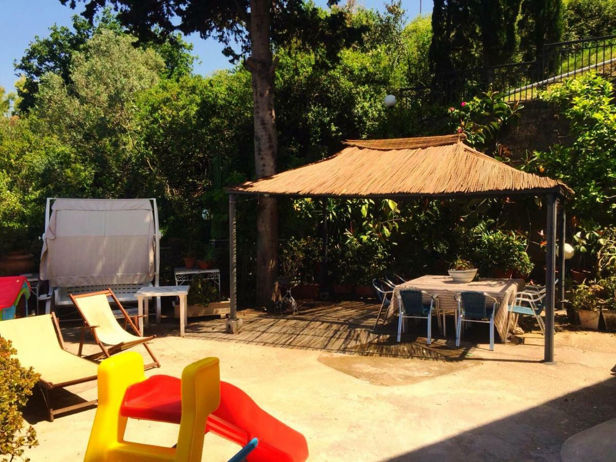 Villa Laura Sea View Apartments 圣塔·马里亚·迪·卡斯特 外观 照片